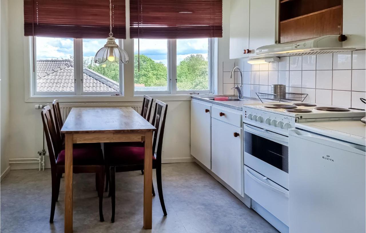 Stunning Apartment In Gullspang With Wifi Dış mekan fotoğraf